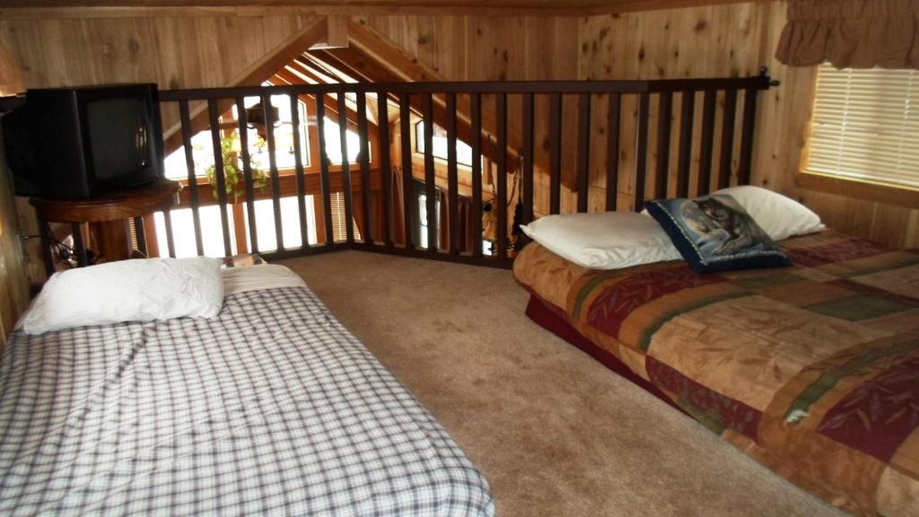 Cedar Pines Resort South Lake Tahoe Phòng bức ảnh